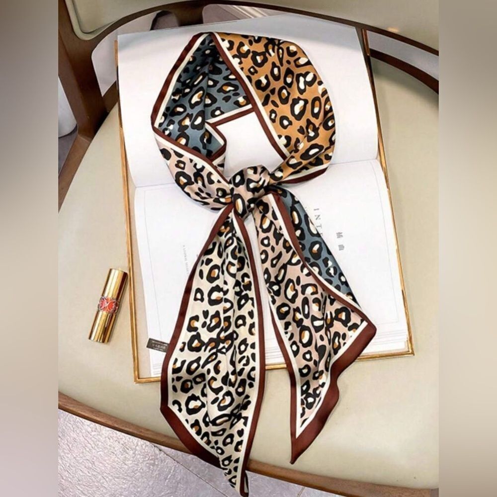 Leopard Print Scarf G28